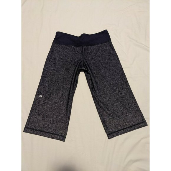 LULULEMON CROPPED LEGGINGS Size 4 - Gray/DarkBlue - Picture 6 of 9